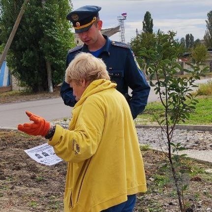 Херсонские огнеборцы продолжают обучать население мерам пожарной безопасности