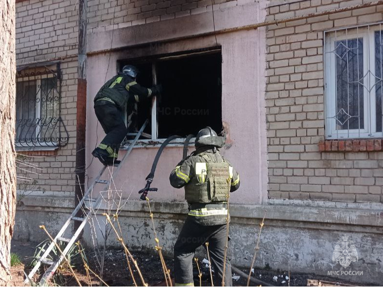 Пожарно-спасательное подразделение Херсонской области ликвидировало пожар в Новокаховском городском округе