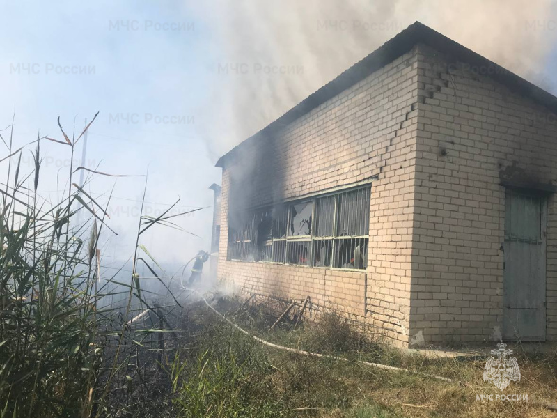 Пожарно-спасательное подразделение Херсонской области ликвидировало пожар в Геническом муниципальном округе