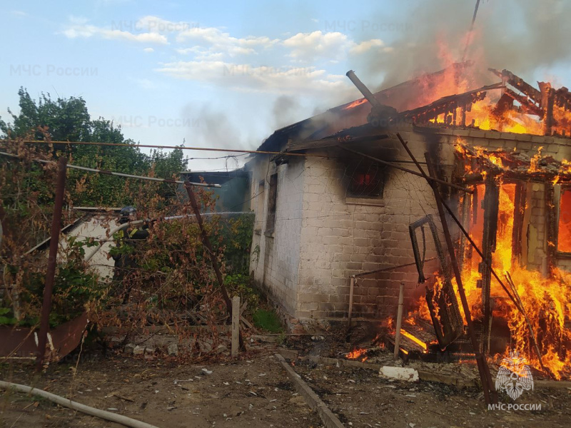 Пожарно-спасательное подразделение Херсонской области ликвидировало пожар в Великолепетихском муниципальном округе